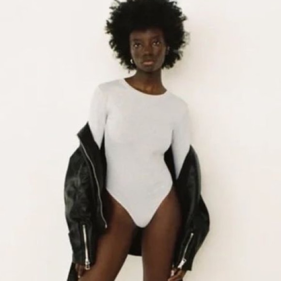 Zara Tops - ZARA Long Sleeve Modal Crewneck Light Gray Mark Heathered Bodysuit Top